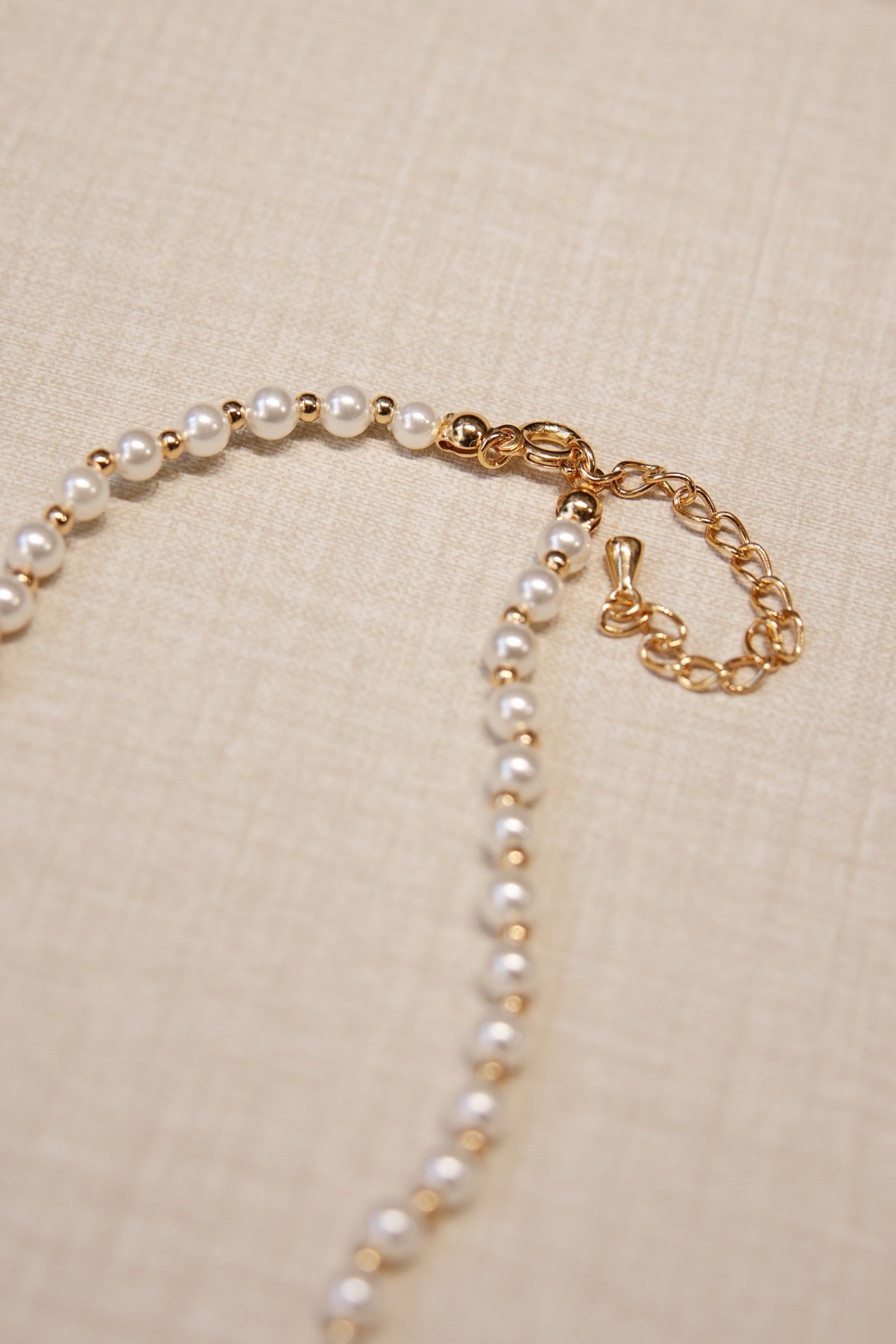 Women’s Exclusive Shell Pearl Necklace